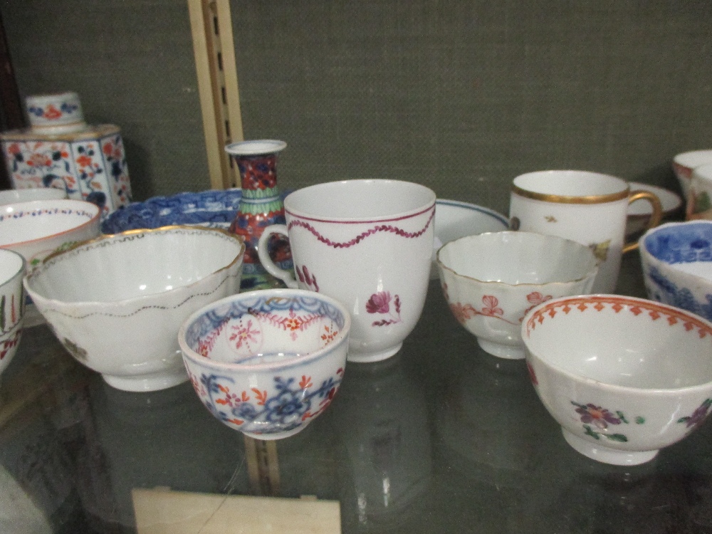 A quantity of 18th century Chinese & European tea bowls and other ceramics - Image 4 of 4