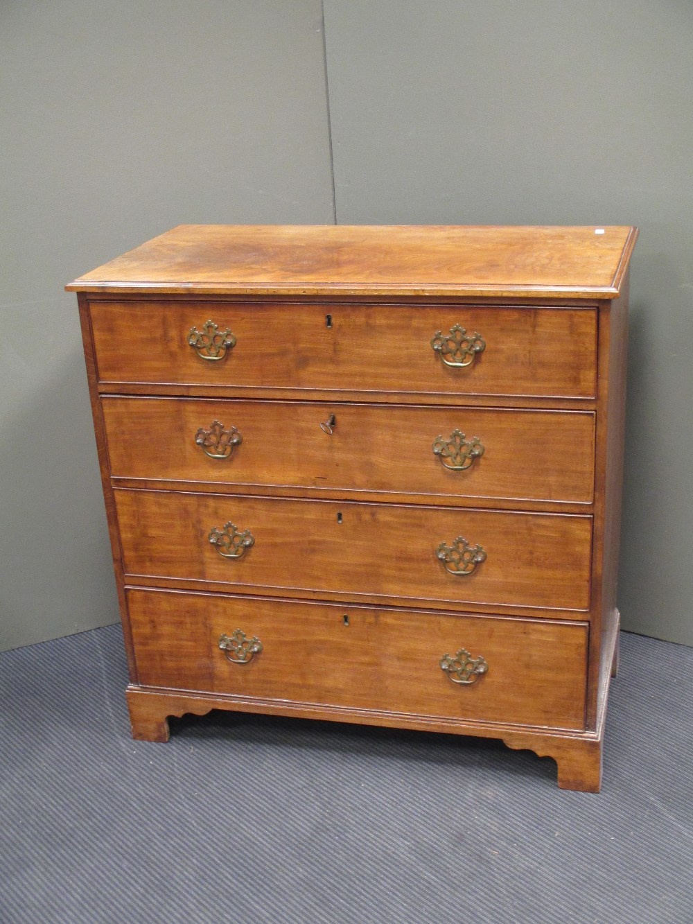 A walnut chest of drawers, 92 x 91 x 48cm