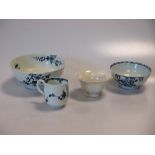 A late 18th Worcester blue & white cup together with a slop bowl and other items (4)