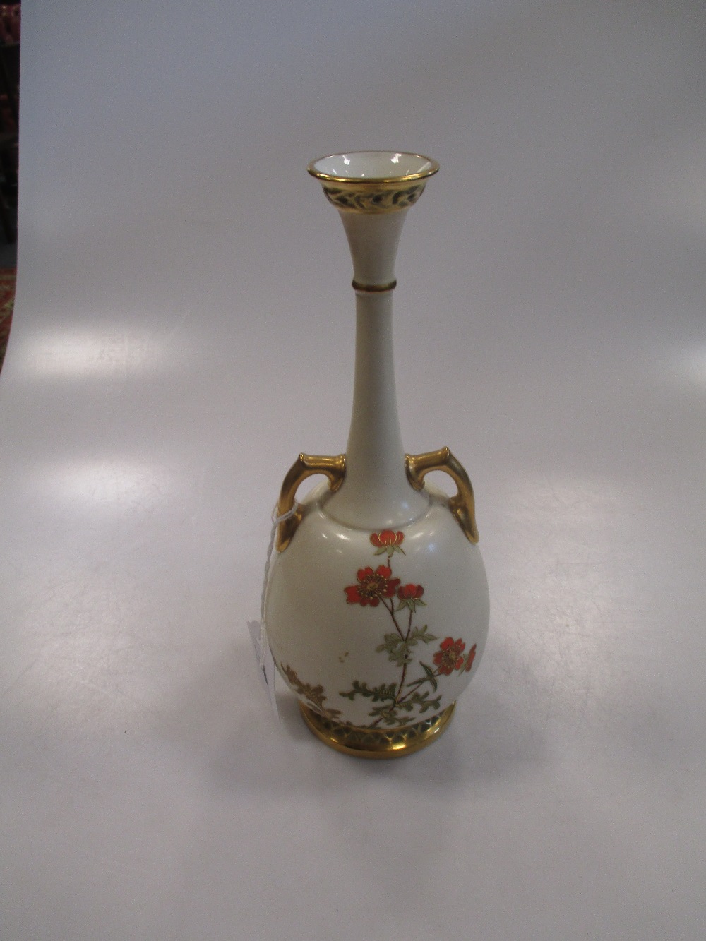 A Worcester blush ivory vase, 24.5cm high - Image 2 of 4