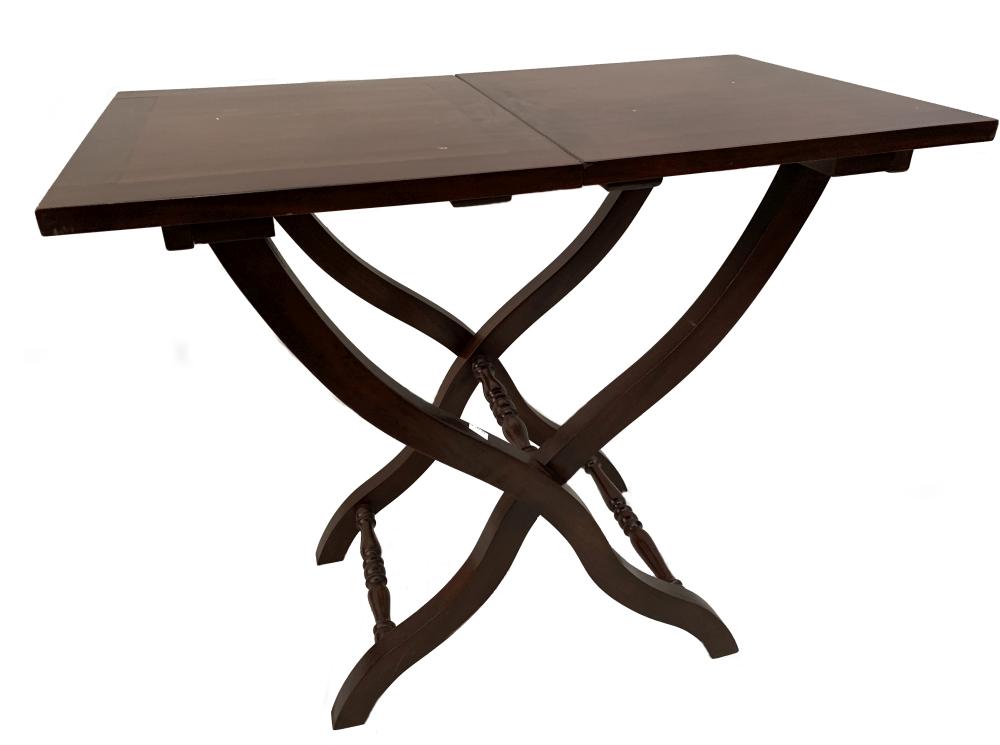 A mahogany coaching table, with folding action, 69 x 81 x 46cm (27 x 32 x 18in)