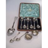 A Georgian silver tablespoon together with a cased set of 5 silver and one silver plated