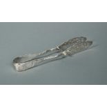 A pair of Victorian silver sandwich tongs, by Elizabeth Eaton, London 1854, 'Fiddle' pattern with