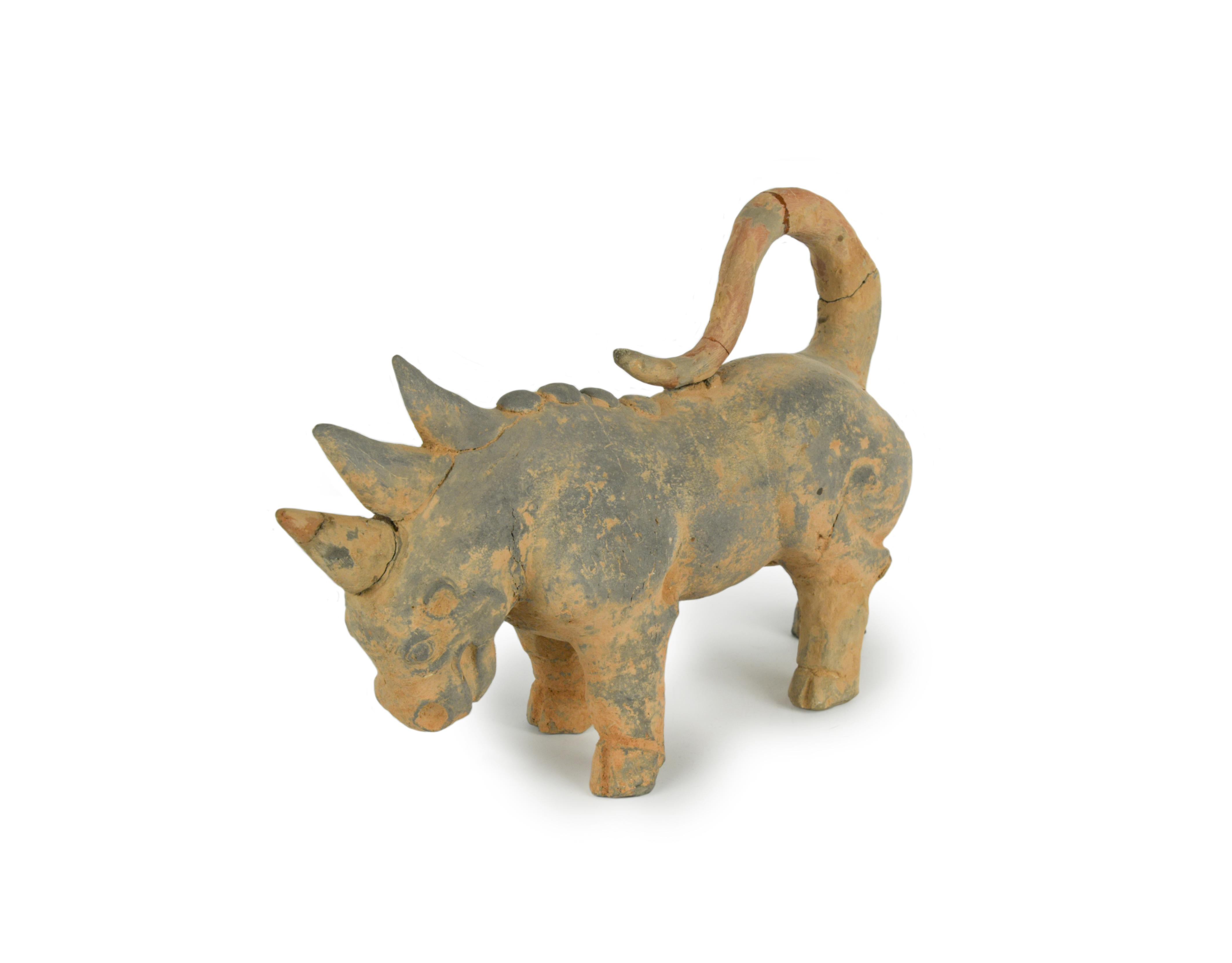 A Han Dynasty earthenware model of a mythical creature, together with an early 20th century - Image 2 of 19