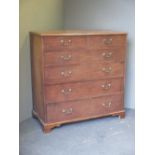 A George III mahogany chest of drawers 119 x 117 x 56cm