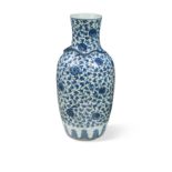 A Chinese blue and white export porcelain large vase, Late Qing Dynasty circa 1880,