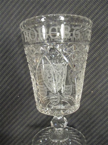 A limited edition 'Robert the Bruce' glass goblet, - Image 4 of 4