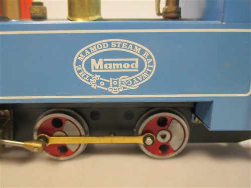 A Mamod steam railway SL2 blue model 0-4-0 tractor engine, good in box - Bild 4 aus 4