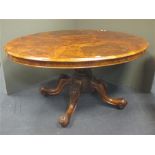 A Victorian walnut oval breakfast table 73 x 144 x 111cm