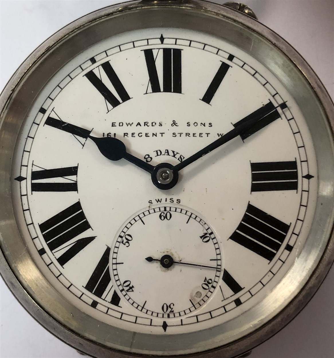 Edwards & Sons, London - An early 20th century Swiss silver 8 day open faced pocket watch, - Bild 2 aus 8