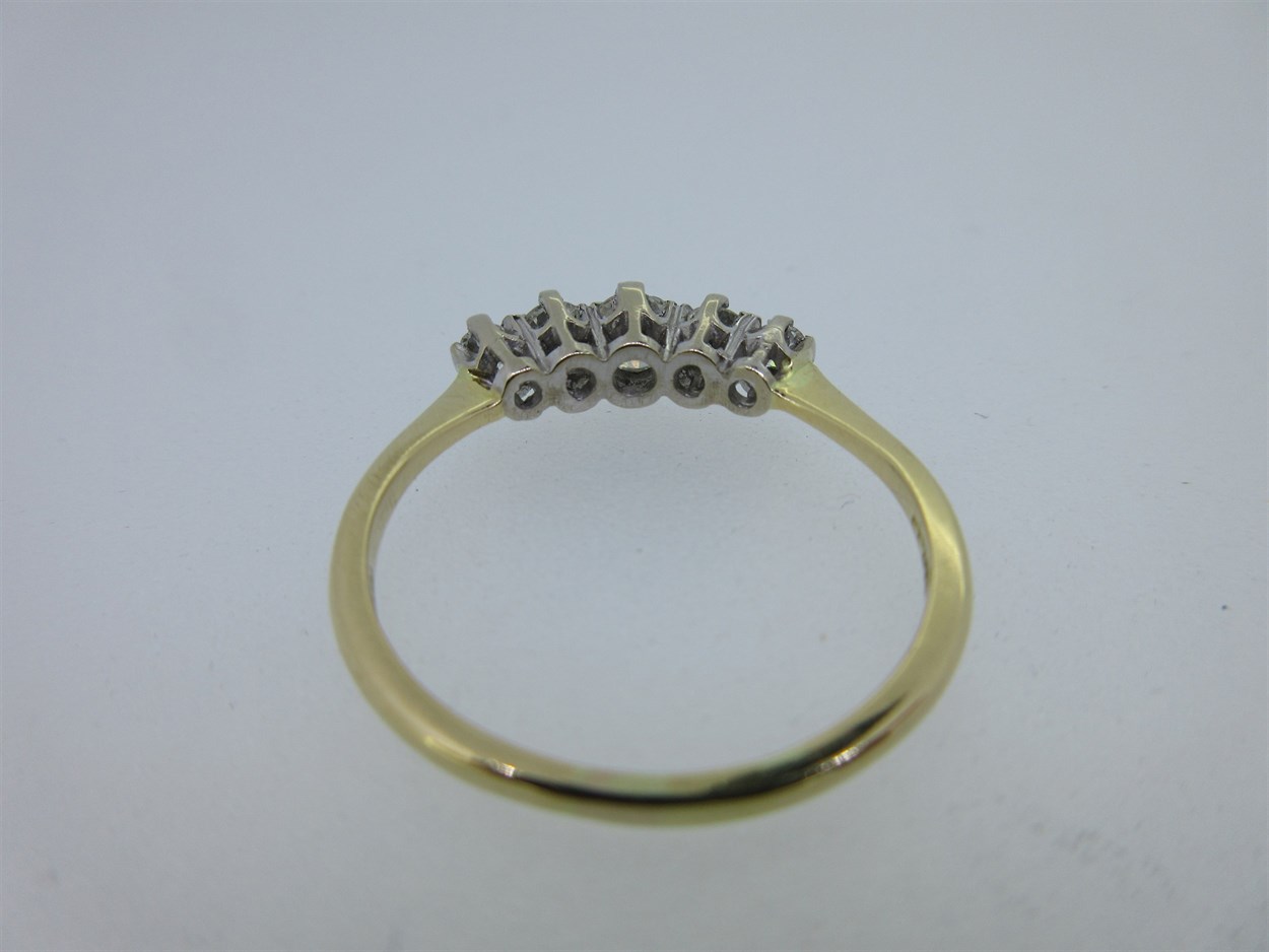 A five stone diamond ring, - Image 3 of 5