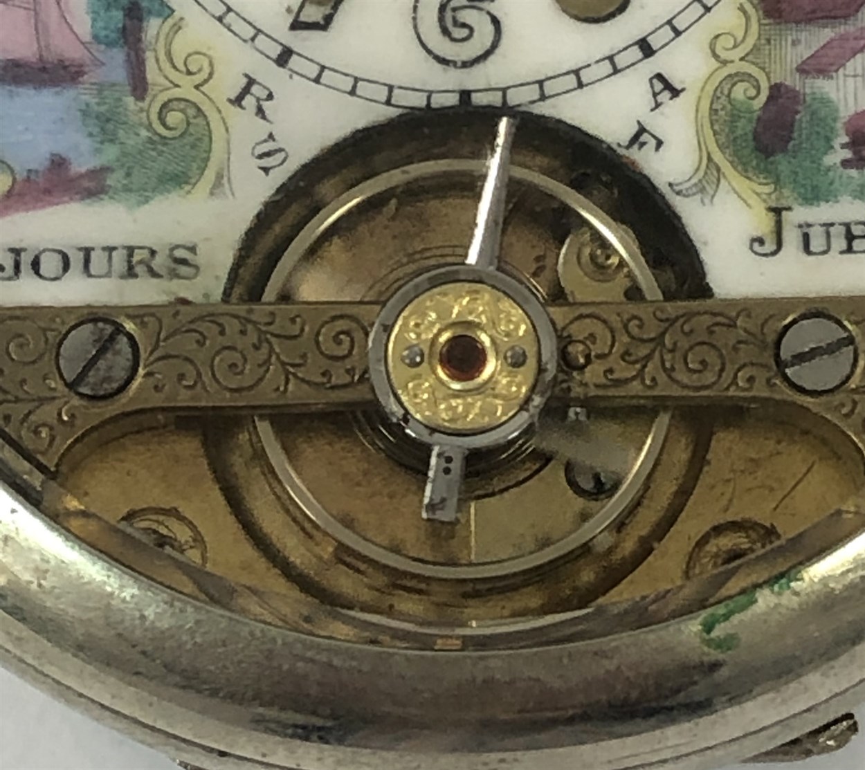 Unsigned - An early 20th century open faced pocket watch with 8 day movement and painted dial, - Bild 4 aus 6