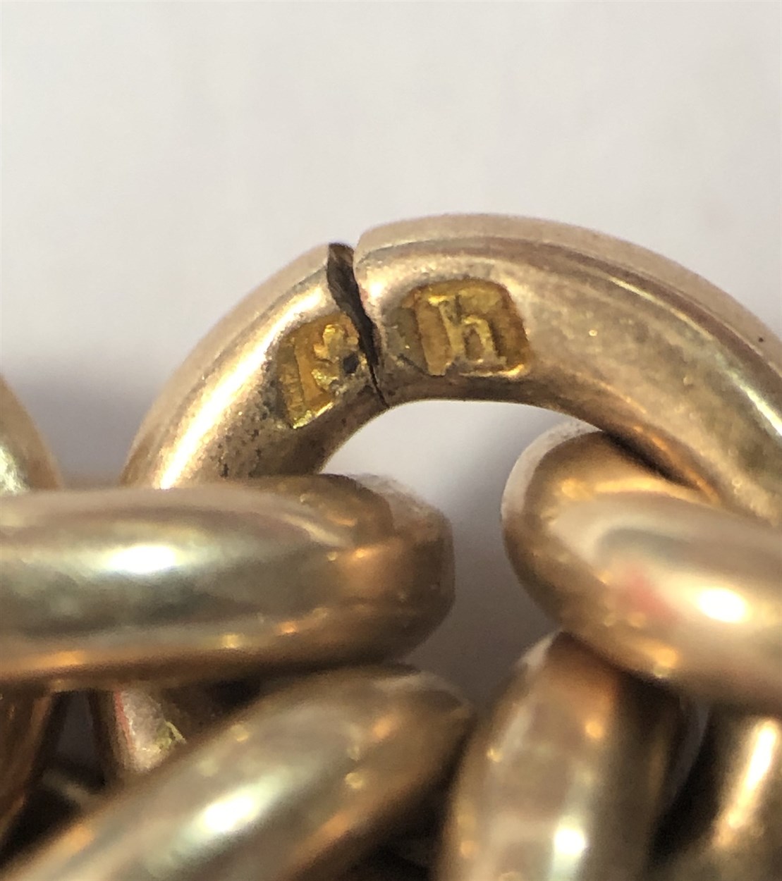 An Edwardian 9ct rose gold double Albert watch chain, - Bild 5 aus 5