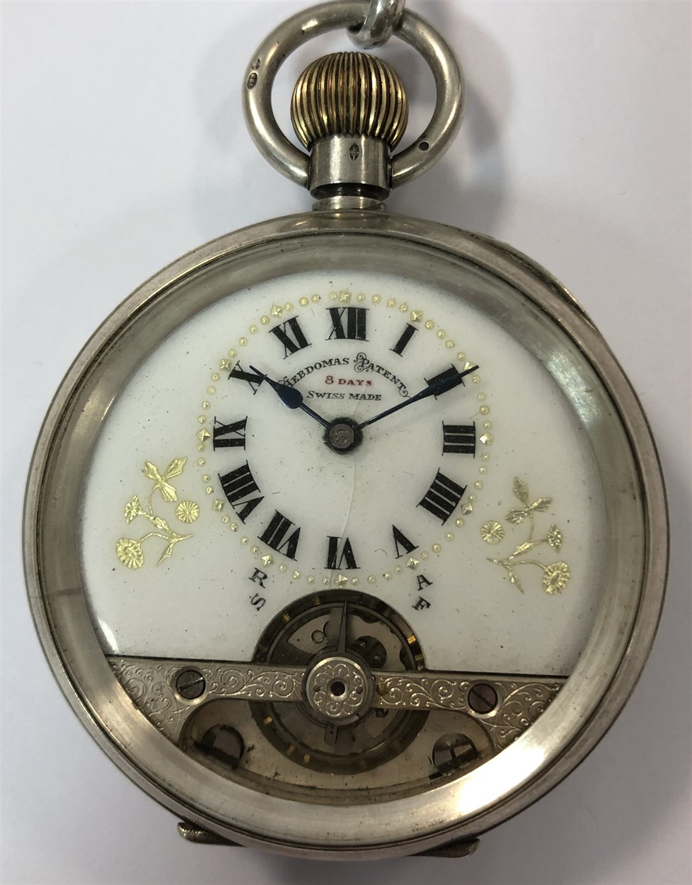 Schild & Cie - A George V silver Hebdomas 8 day open faced pocket watch and chain, - Bild 2 aus 12