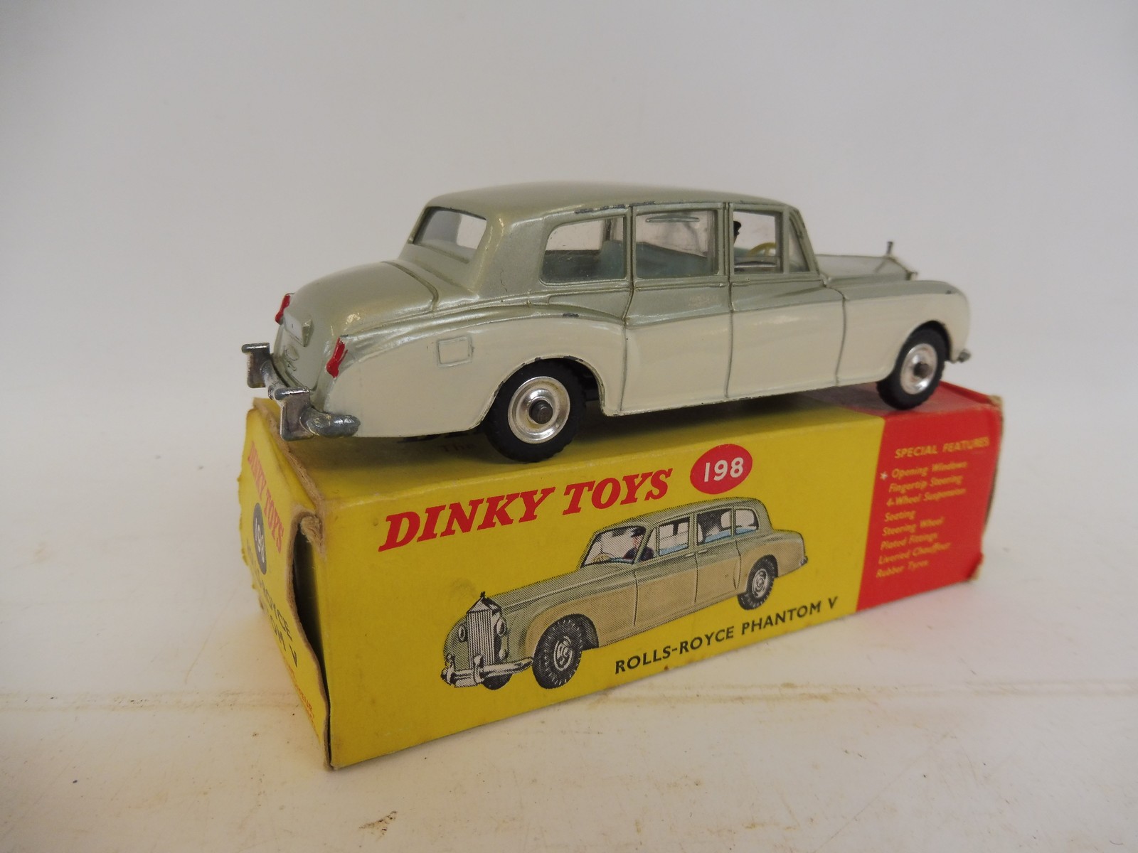 A boxed Dinky Toys Rolls-Royce Phantom 5, no. 198, in excellent condition. - Image 2 of 2