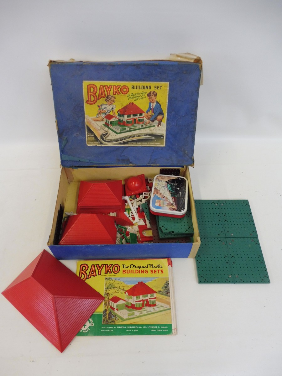 A collection of assorted board games including Captain Scarlet and Bayko, also various Action Man - Image 2 of 2