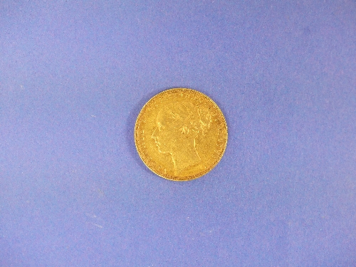 A Victorian gold Sovereign, dated 1880. - Image 2 of 2