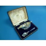 A cased silver Christening Quaiche and Spoon Set, by William Lister & Sons, the bowl hallmarked