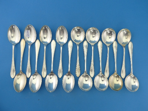 A George V silver part-Canteen of Cutlery, by Collingwood & Sons Ltd., hallmarked Sheffield, 1935, - Image 3 of 6