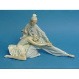 A Lladro porcelain figurine, Closing Scene, Clown and Ballerina, no.4935, boxed, 14¼in (36cm)