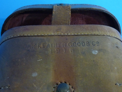 WWI Binoculars by Lemaire, Paris, with fitted leather case embossed 'Oak Leather Goods Co 1916' (2) - Image 3 of 3