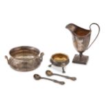 A mixed group of sterling silver, including a George III cauldron salt London 1761