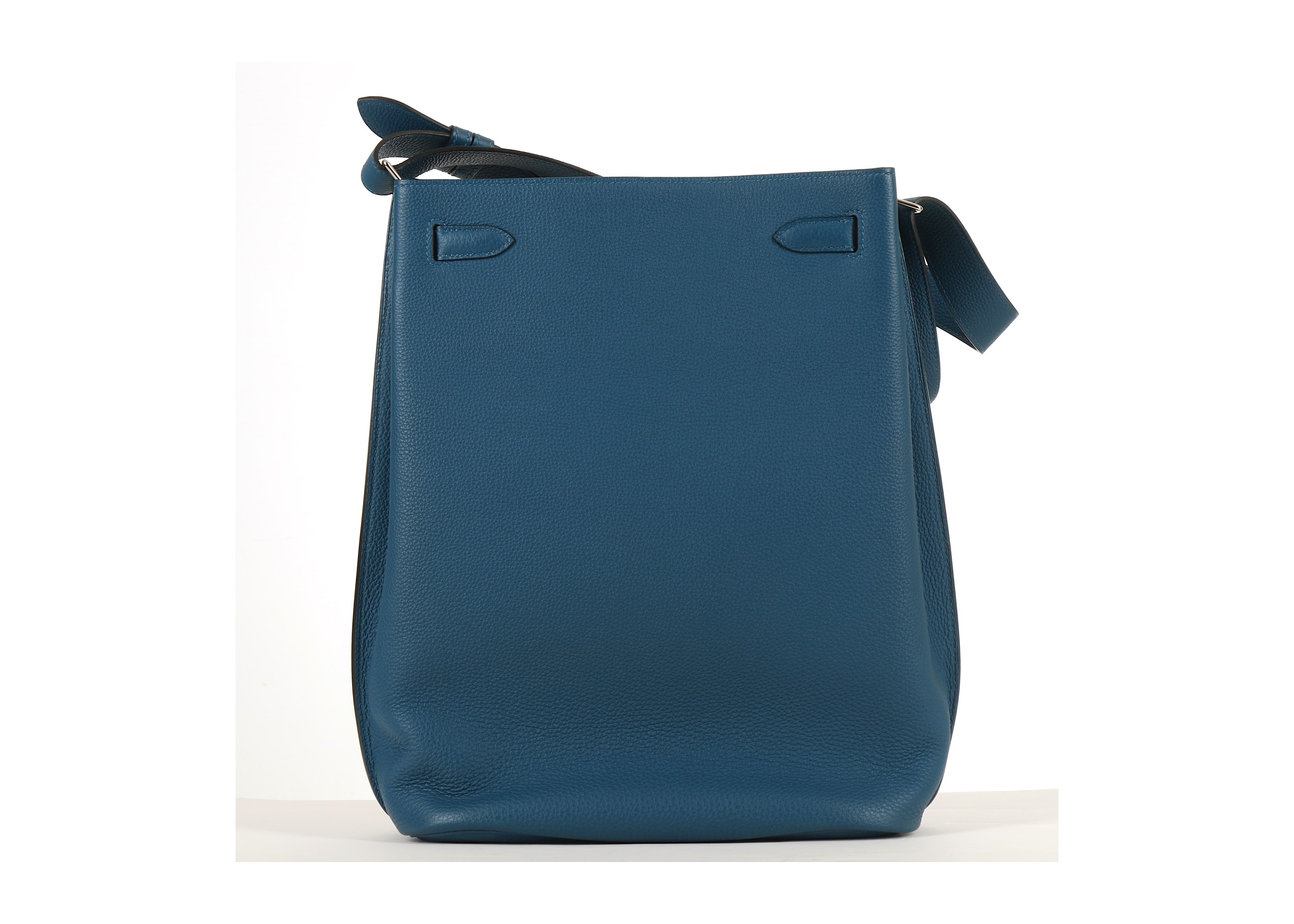 Hermes Blu Saphir So Kelly 26, c. 2015, Togo leather with Palladium plated hardware and adjustable - Image 4 of 9