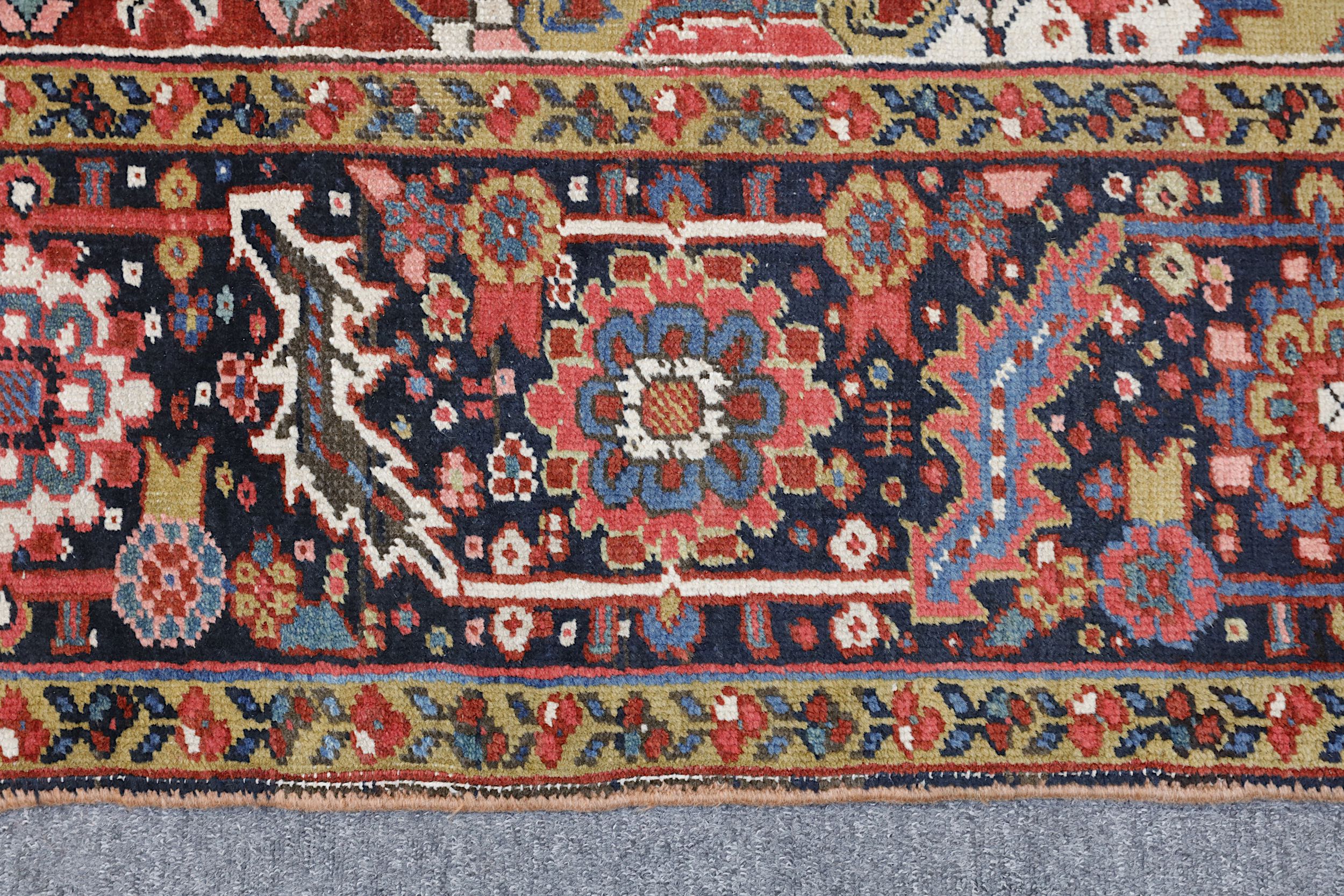 A FINE HERIZ CARPET, NORTH-WEST PERSIA approx: 11ft.5in. x 8ft.1in.(347cm. x 246cm.) Classic - Image 3 of 5