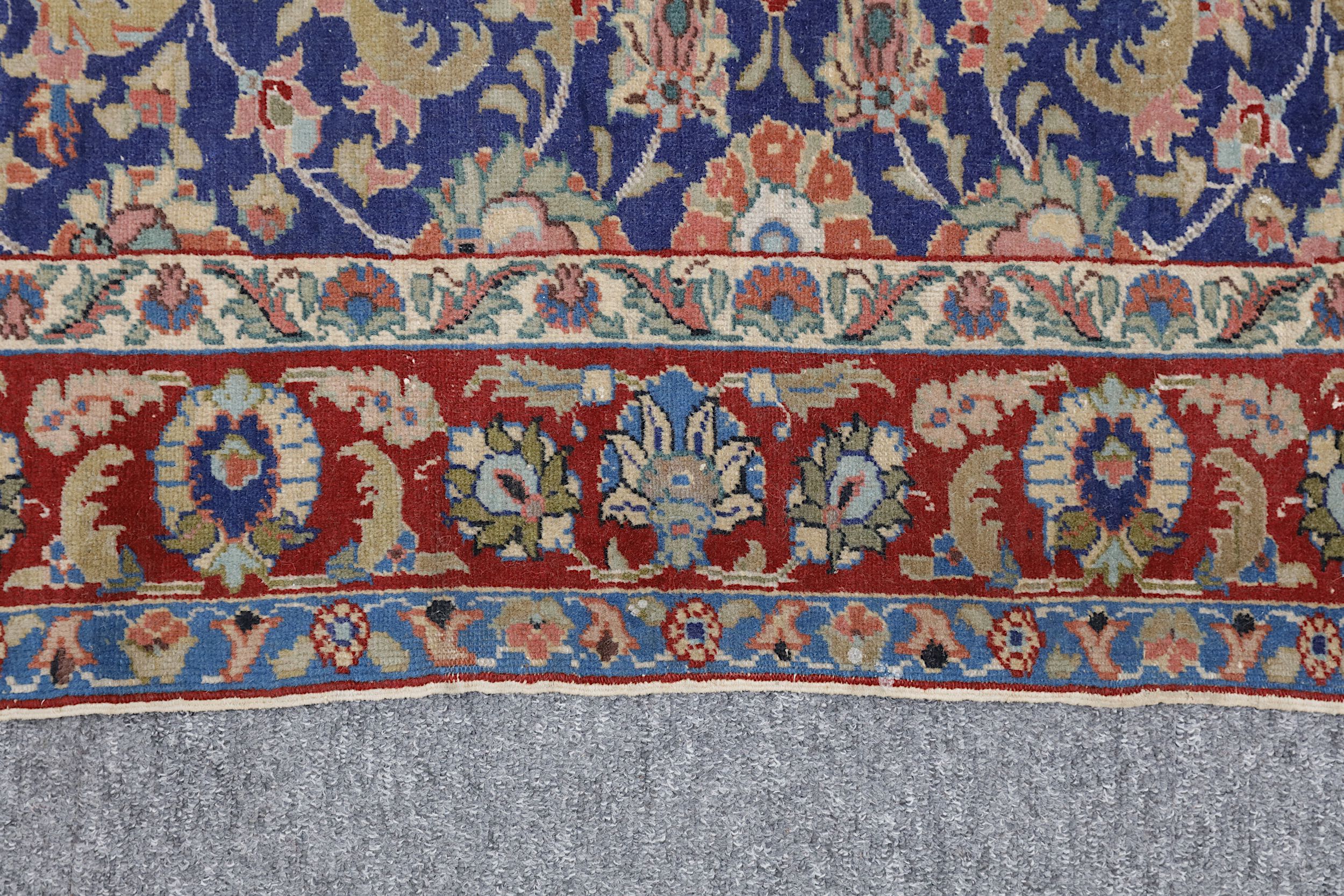 A FINE PANDERMA RUG, TURKEY approx:5ft.8in. x 3ft.10in.(173cm. x 117cm.) The field with palmettes - Image 3 of 5