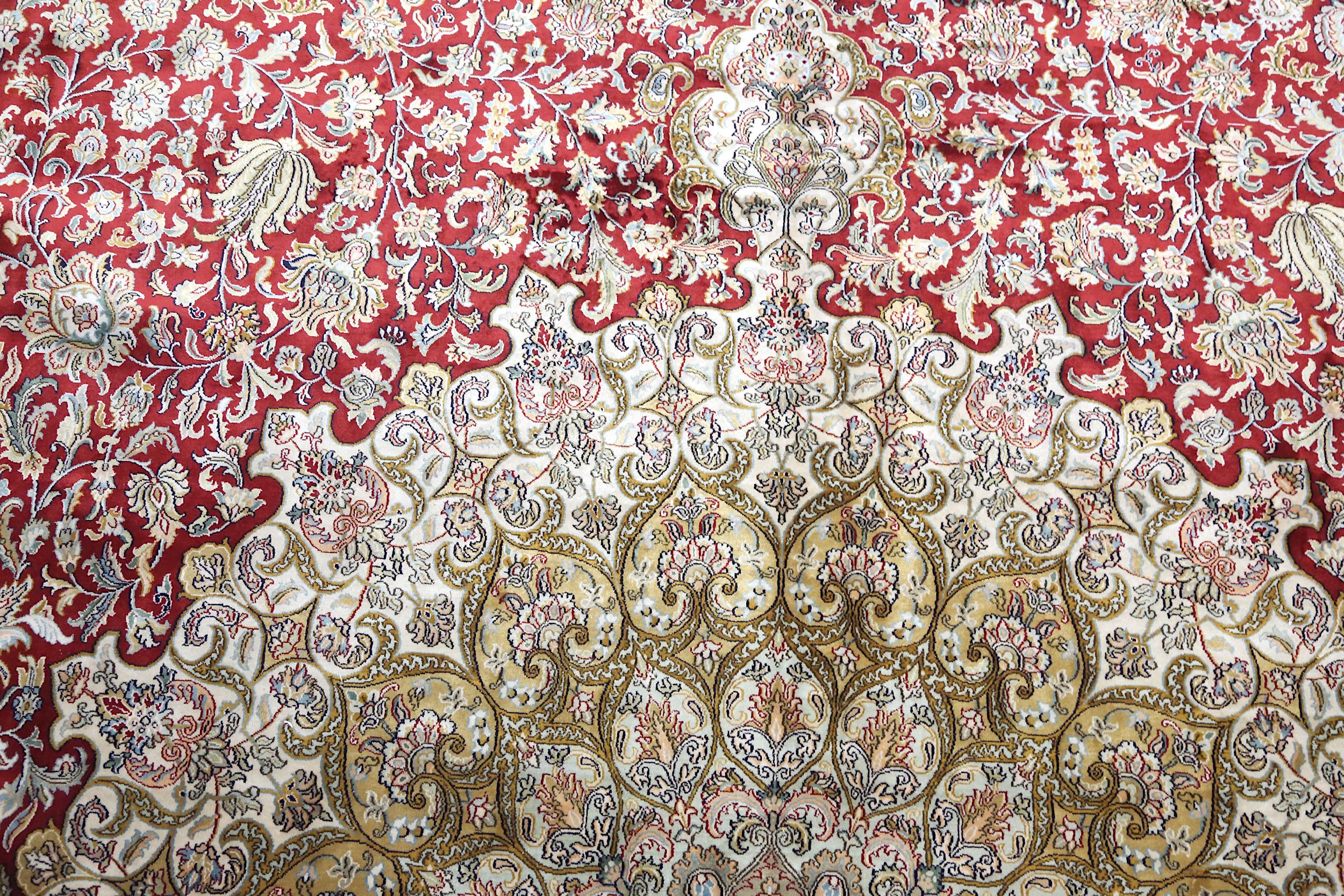 AN EXTREMELY FINE SILK INDIAN CARPET approx: 19ft.3in. x 11ft.8in.(585cm.x 354cm.) Superb quality - Image 6 of 6