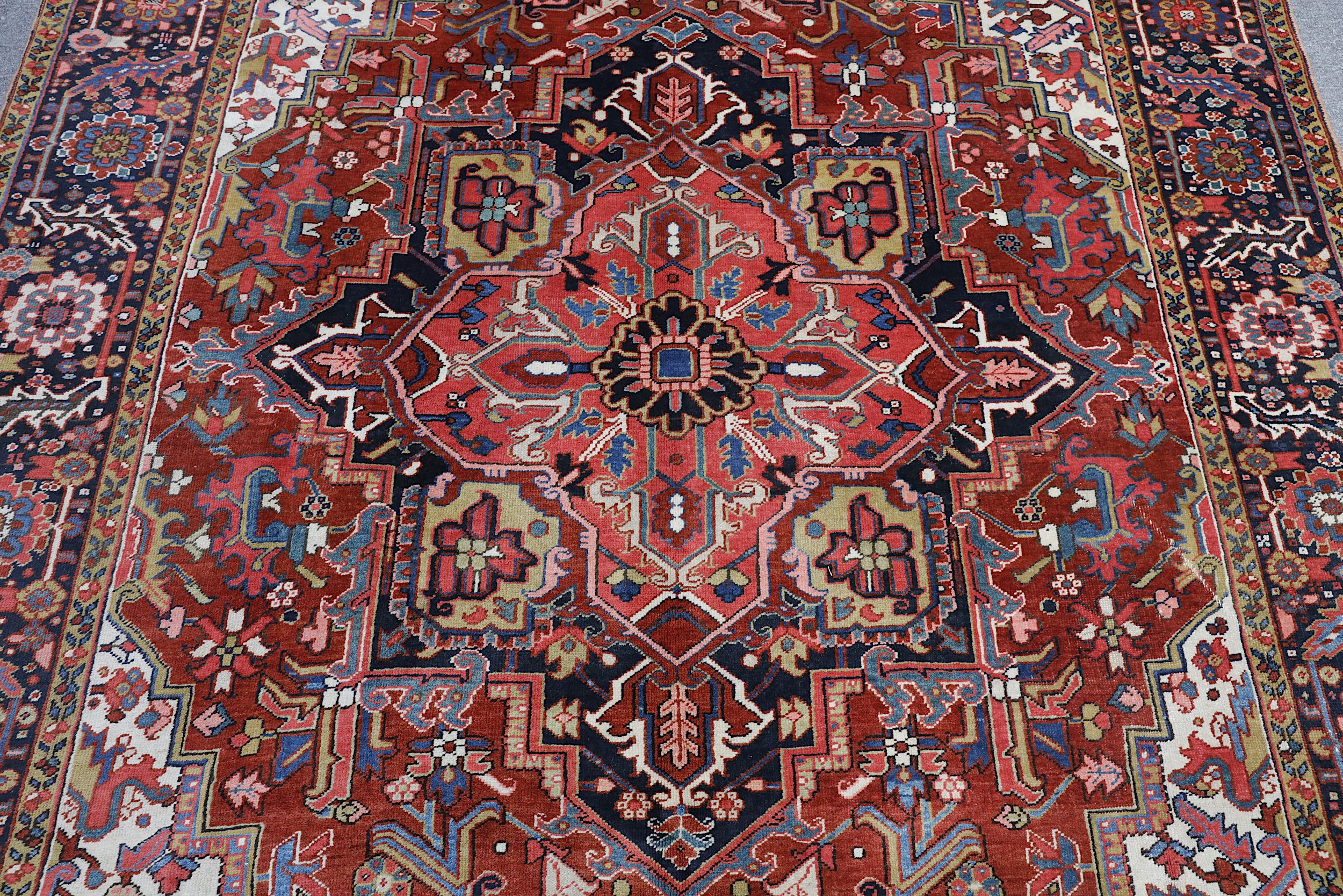 A FINE HERIZ CARPET, NORTH-WEST PERSIA approx: 11ft.5in. x 8ft.1in.(347cm. x 246cm.) Classic - Image 2 of 5