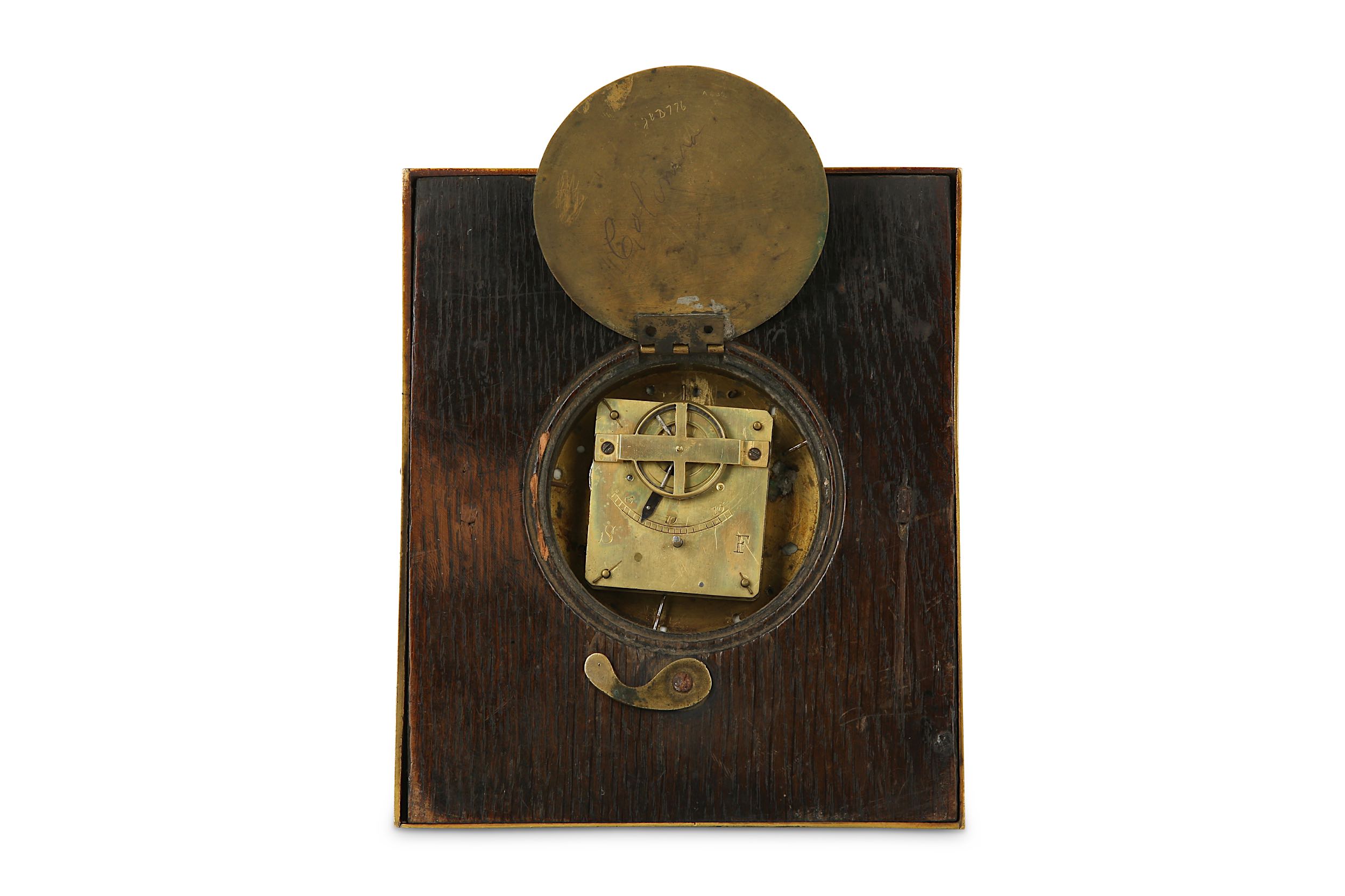 A MID 19TH CENTURY FRENCH GILT AND PATINATED BRONZE SEDAN CLOCK - Image 3 of 4