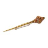 A POLYCHROME ENAMELLED GOLD-PLATED HAIRPIN (KIB) T