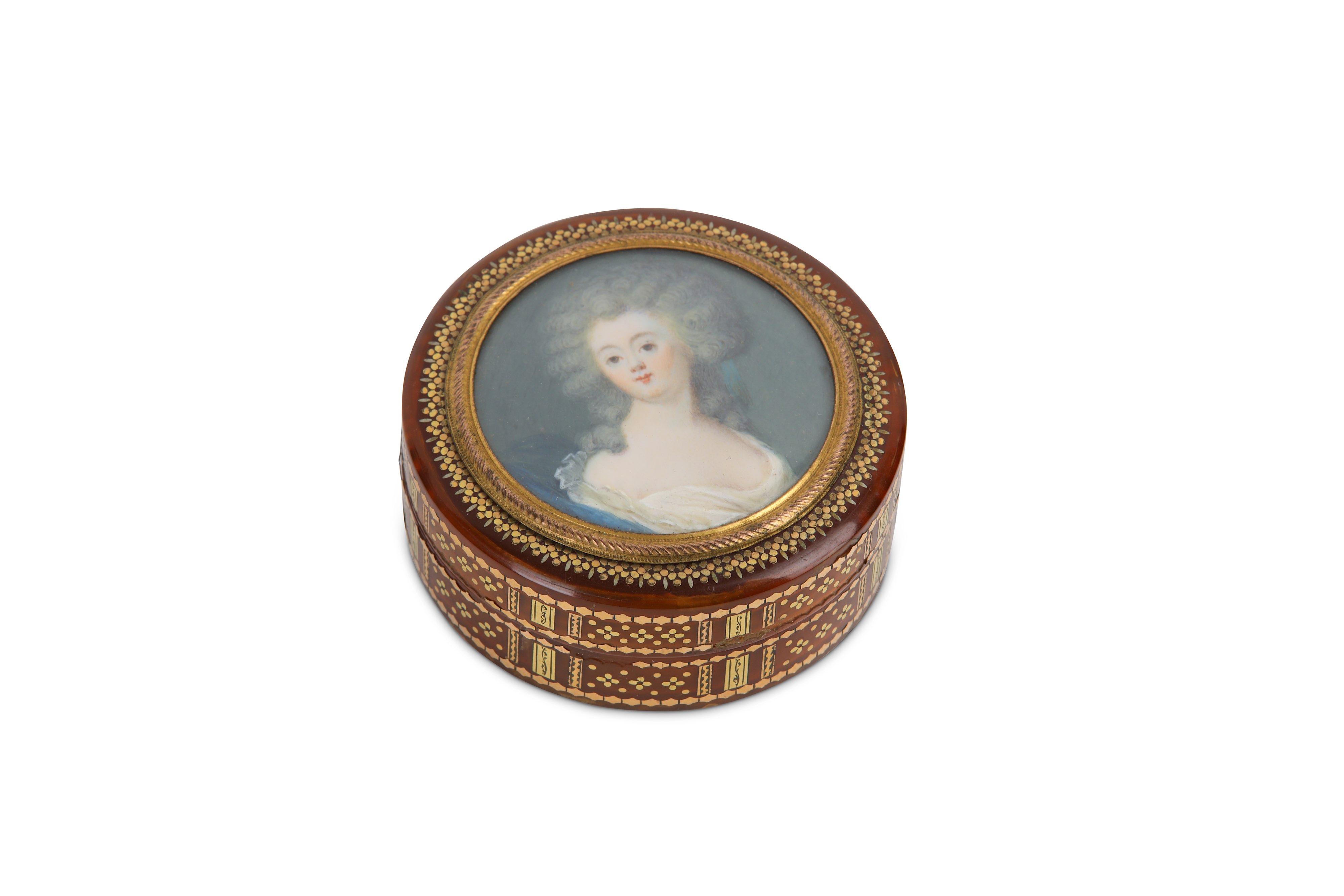 A Louis XVI French blonde tortoiseshell and gold pique snuffbox, circa 1780