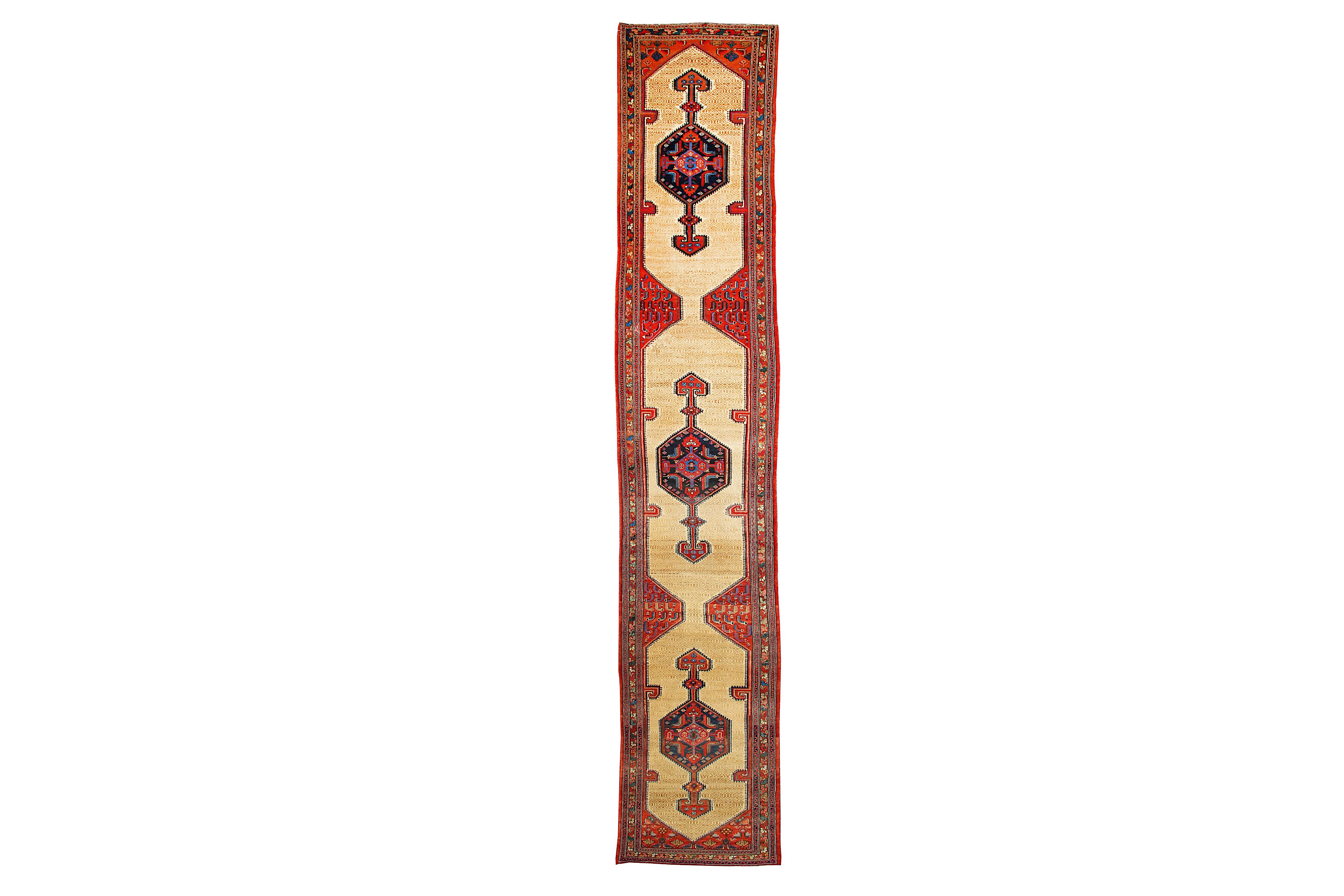 AN ANTIQUE SERAB RUNNER, NORTH-WEST PERSIA