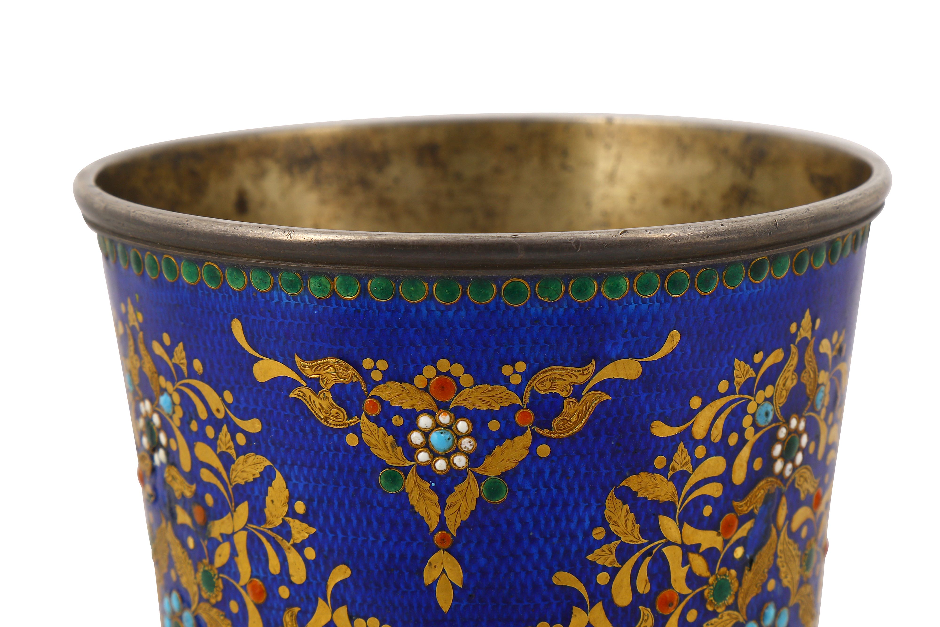 A TALL ENAMELLED SILVER CUP - Image 5 of 5
