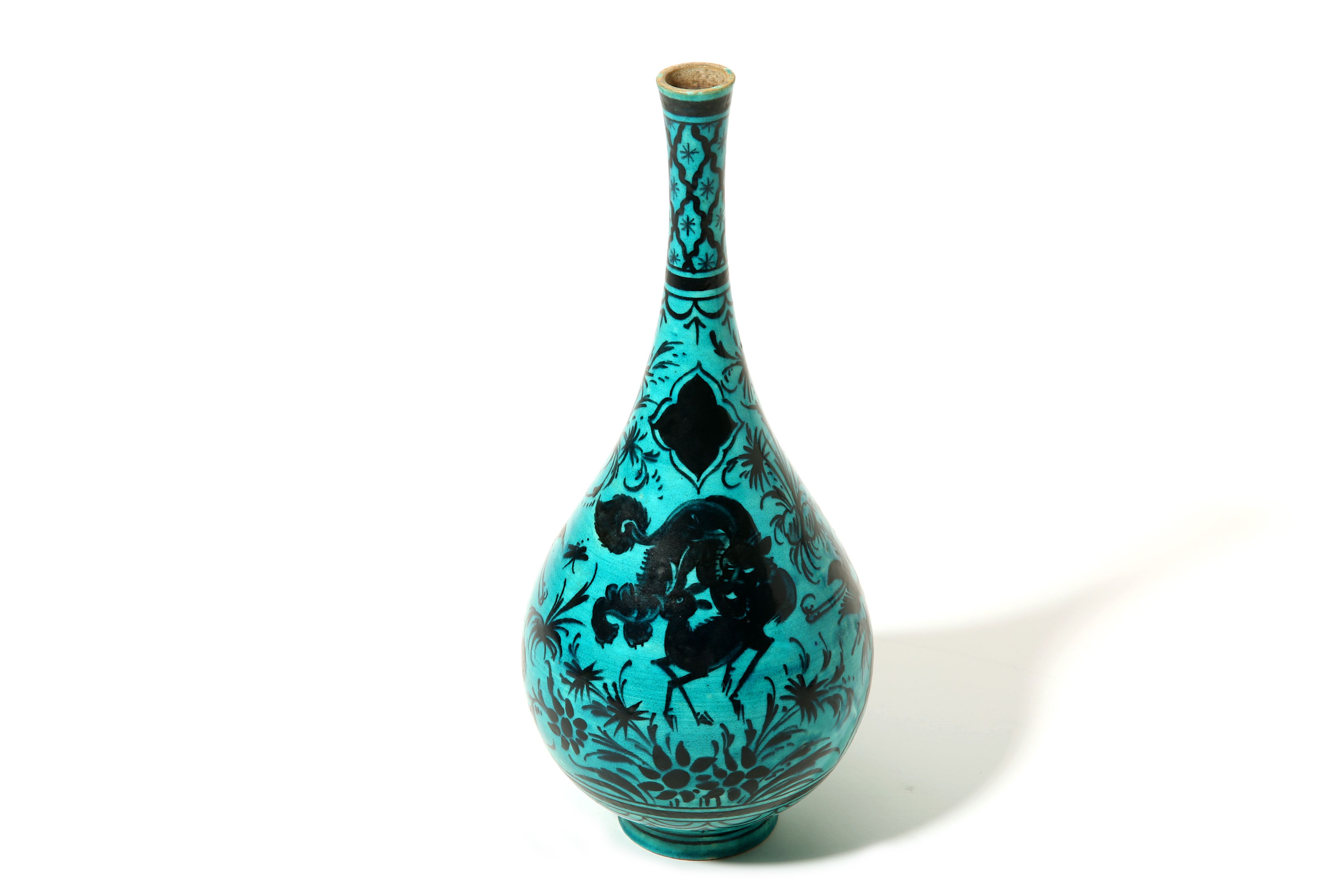 A SAFAVID-STYLE SAMSON POTTERY VASE