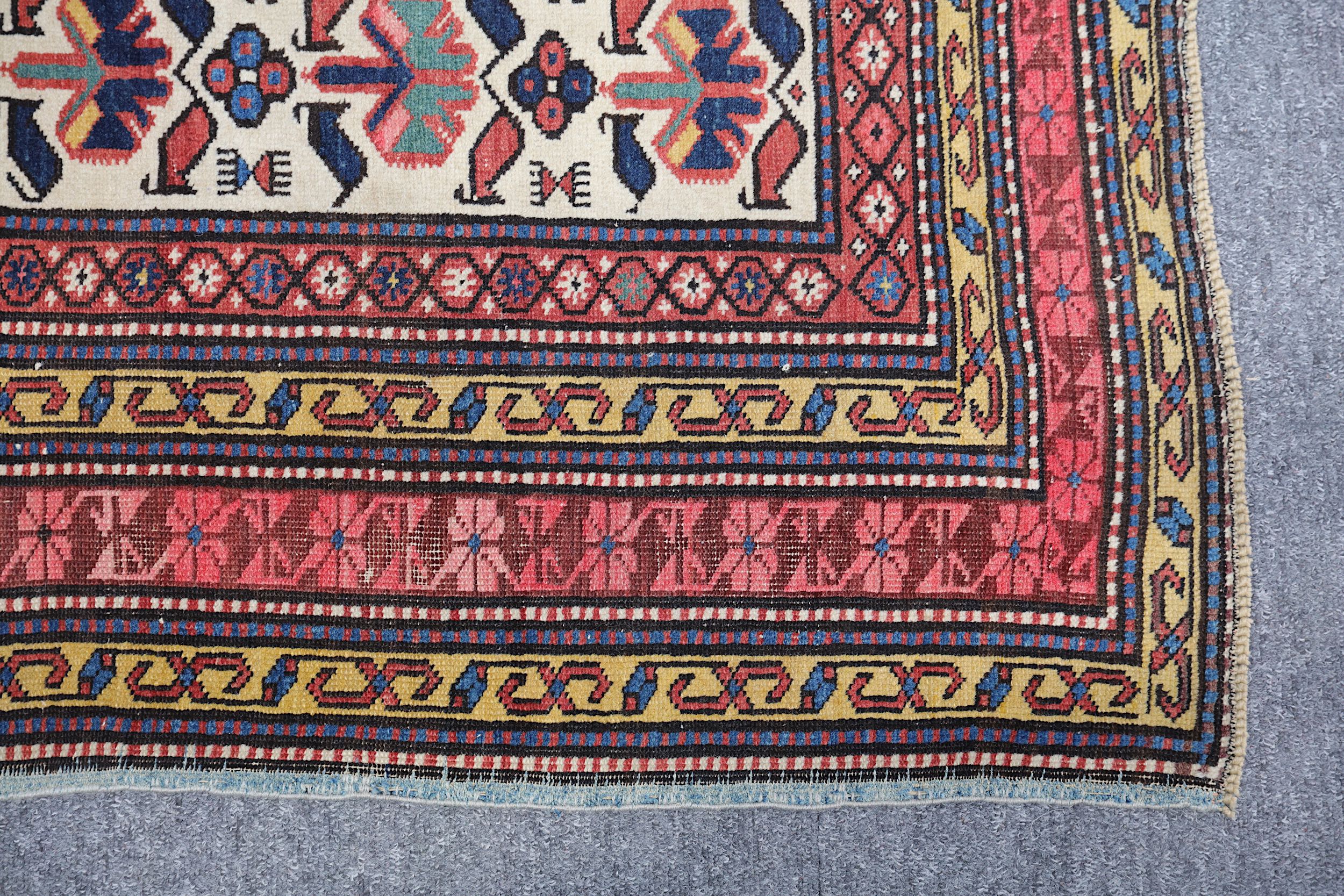 AN ANTIQUE KUBA RUG, EAST CAUCASUS - Image 4 of 6