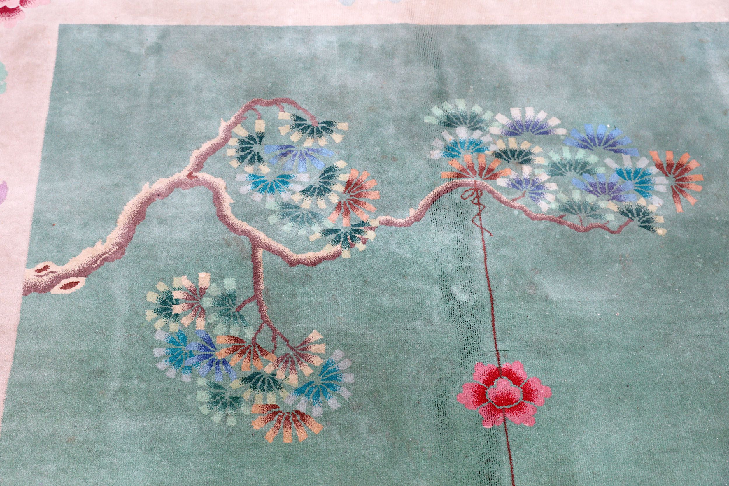 A CHINESE CARPET - Image 5 of 8