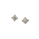 A pair of diamond earstuds