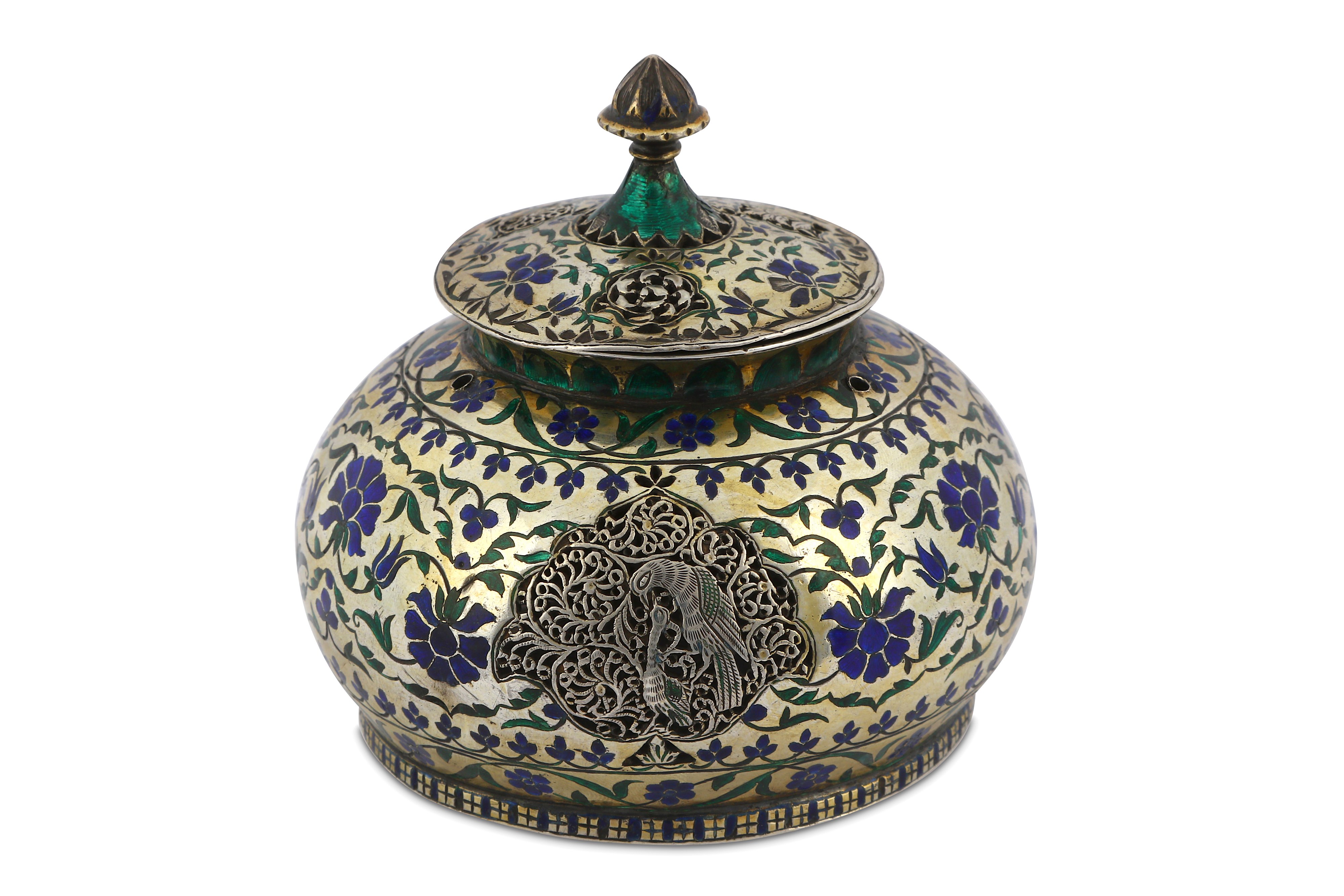 AN ENAMELLED PARCEL-GILT SILVER LIDDED HUQQA PIECE - Image 3 of 9