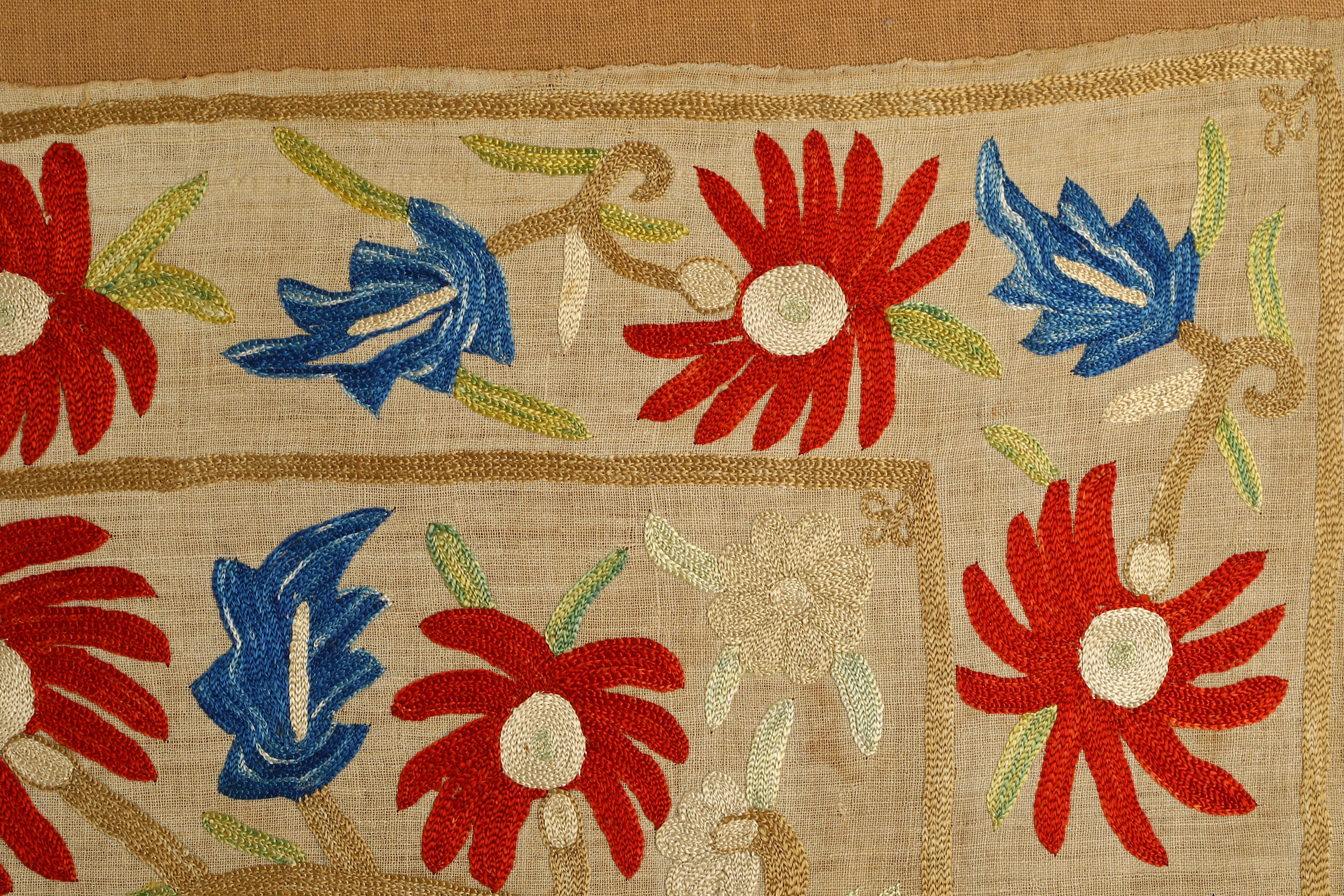 AN OTTOMAN EMBROIDERED PANEL (BOCHA) - Image 4 of 9