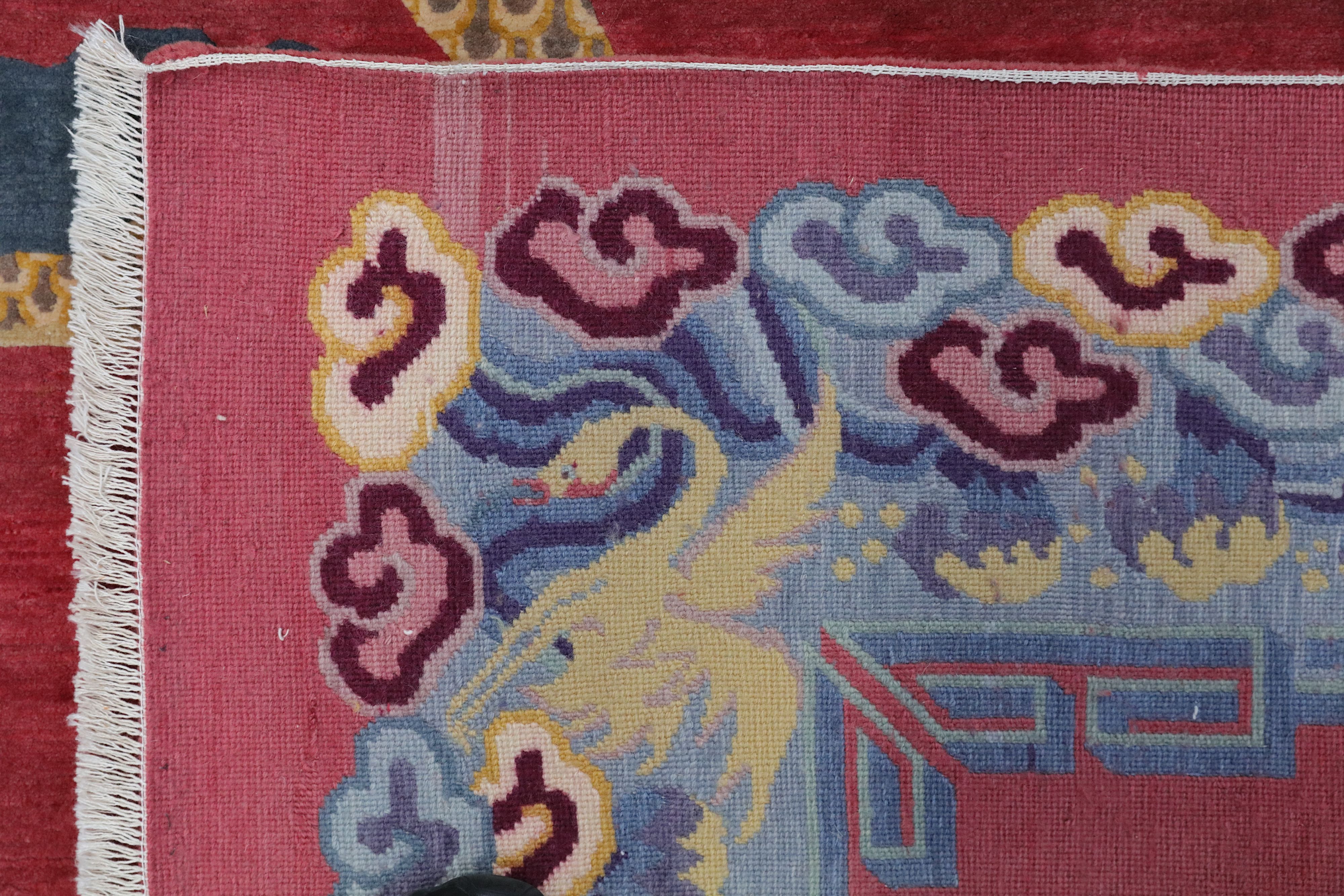 A FINE CHINESE CARPET - Image 6 of 6