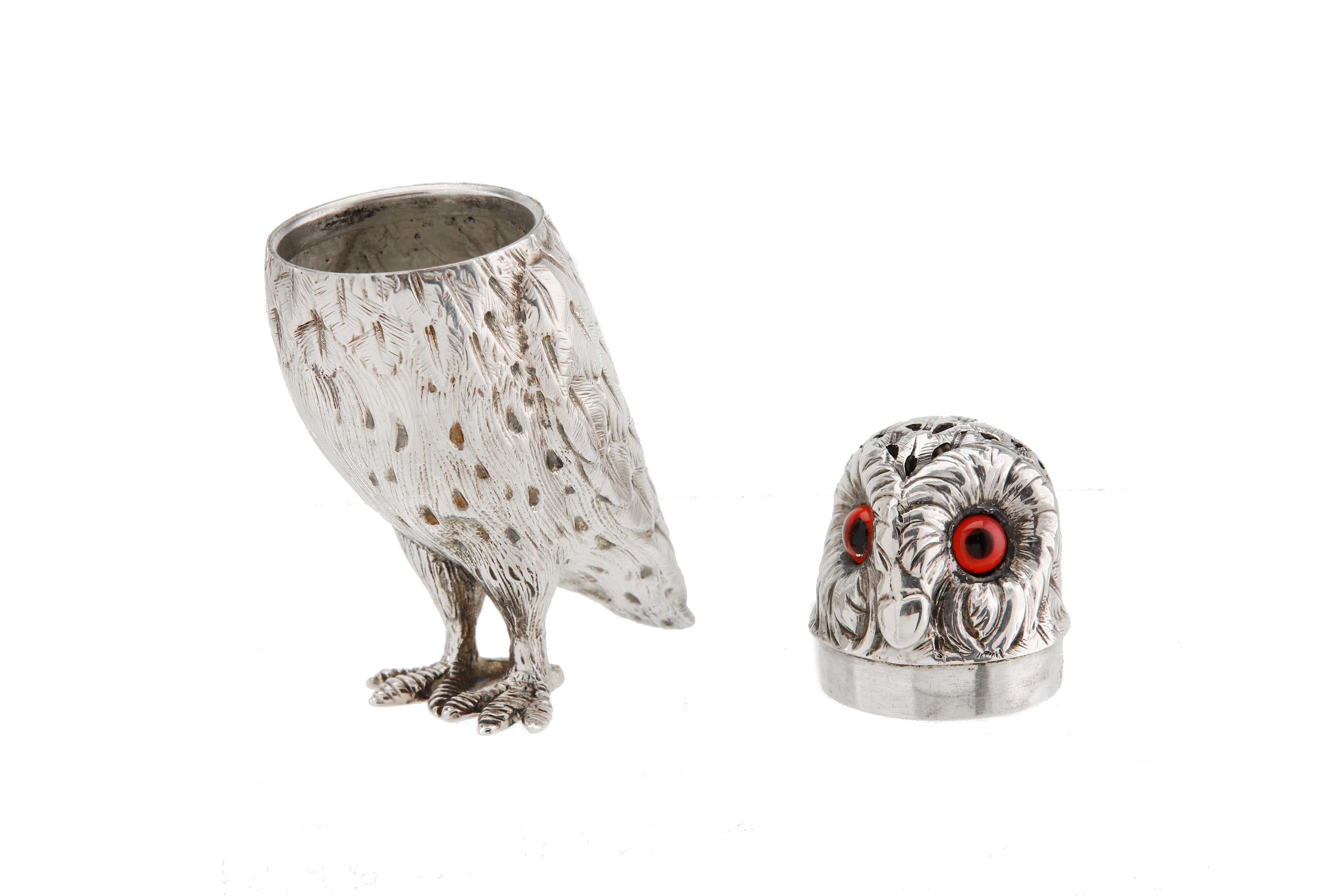 A Victorian sterling silver novelty pepper pot, London 1867 by Richards & Brown (Edward Charles Brow - Image 2 of 4