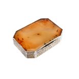 An early Victorian sterling silver gilt and dendritic agate snuff box, London 1841, makers mark obsc