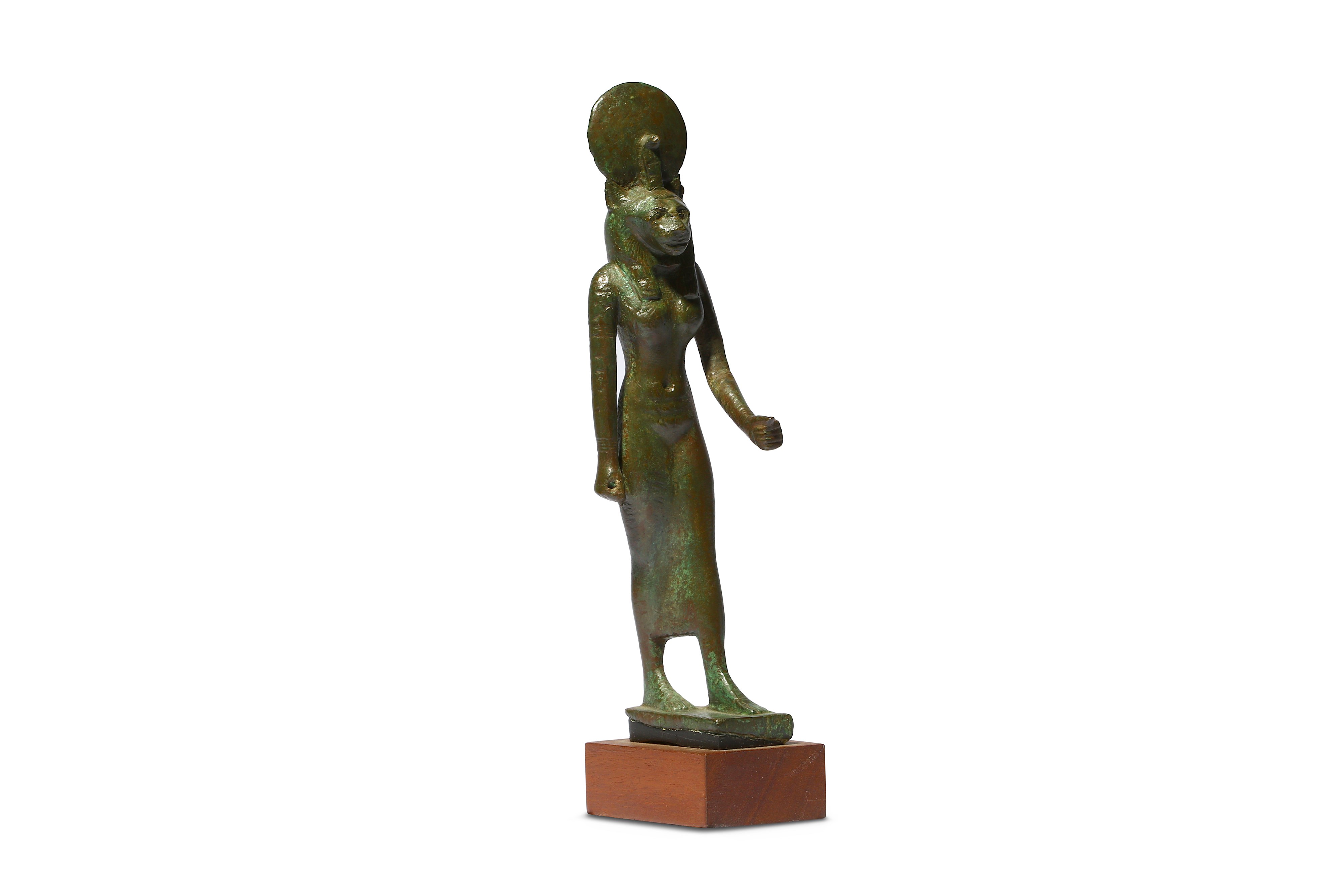 AN EGYPTIAN BRONZE FIGURE OF STRIDING SEKHMET - Image 8 of 8