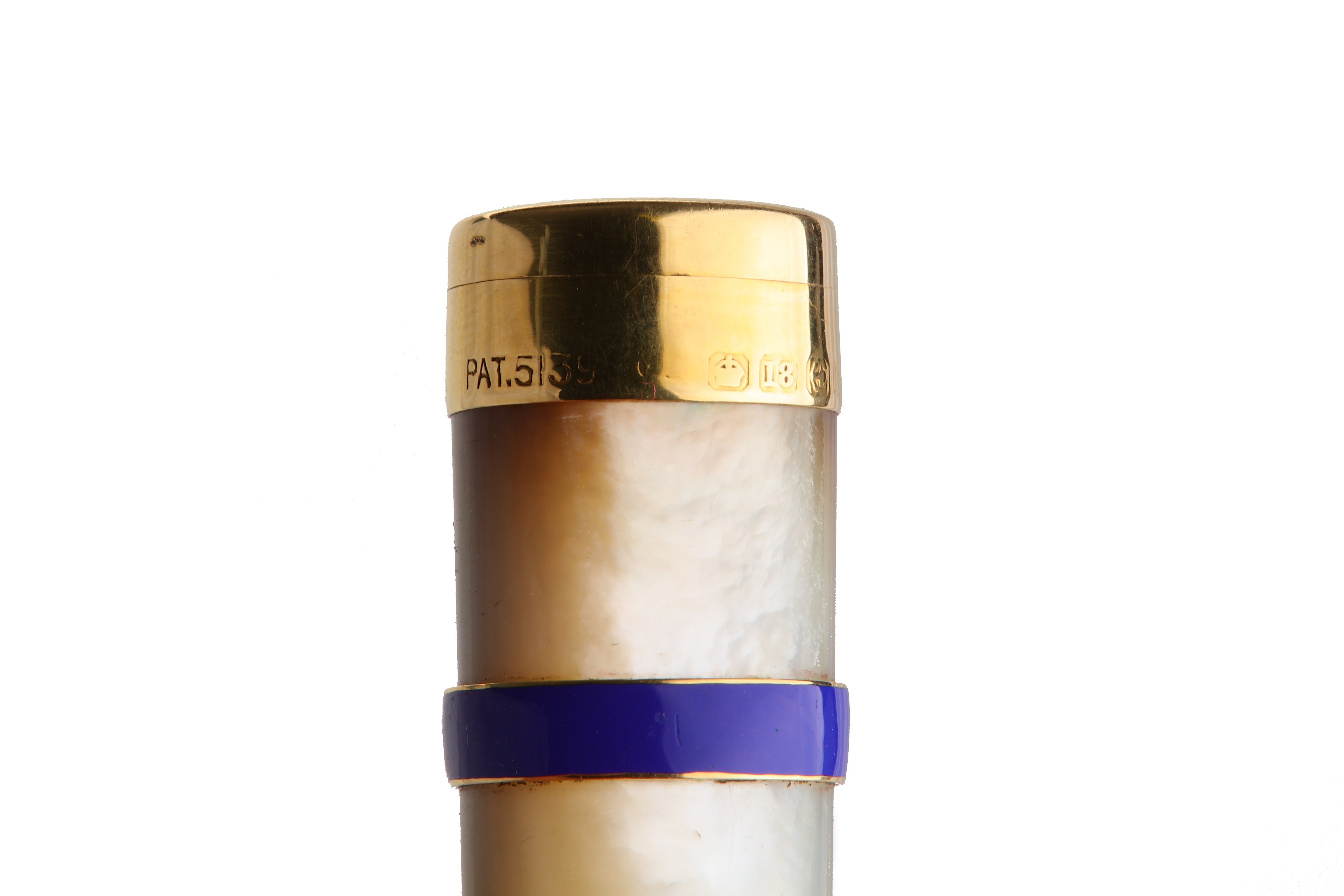 A cased George VI 18 carat gold and enamel mounted mother of pearl cheroot / cigarette holder, Birmi - Image 3 of 3