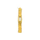 VINTAGE 18K GOLD BRACELET WATCH