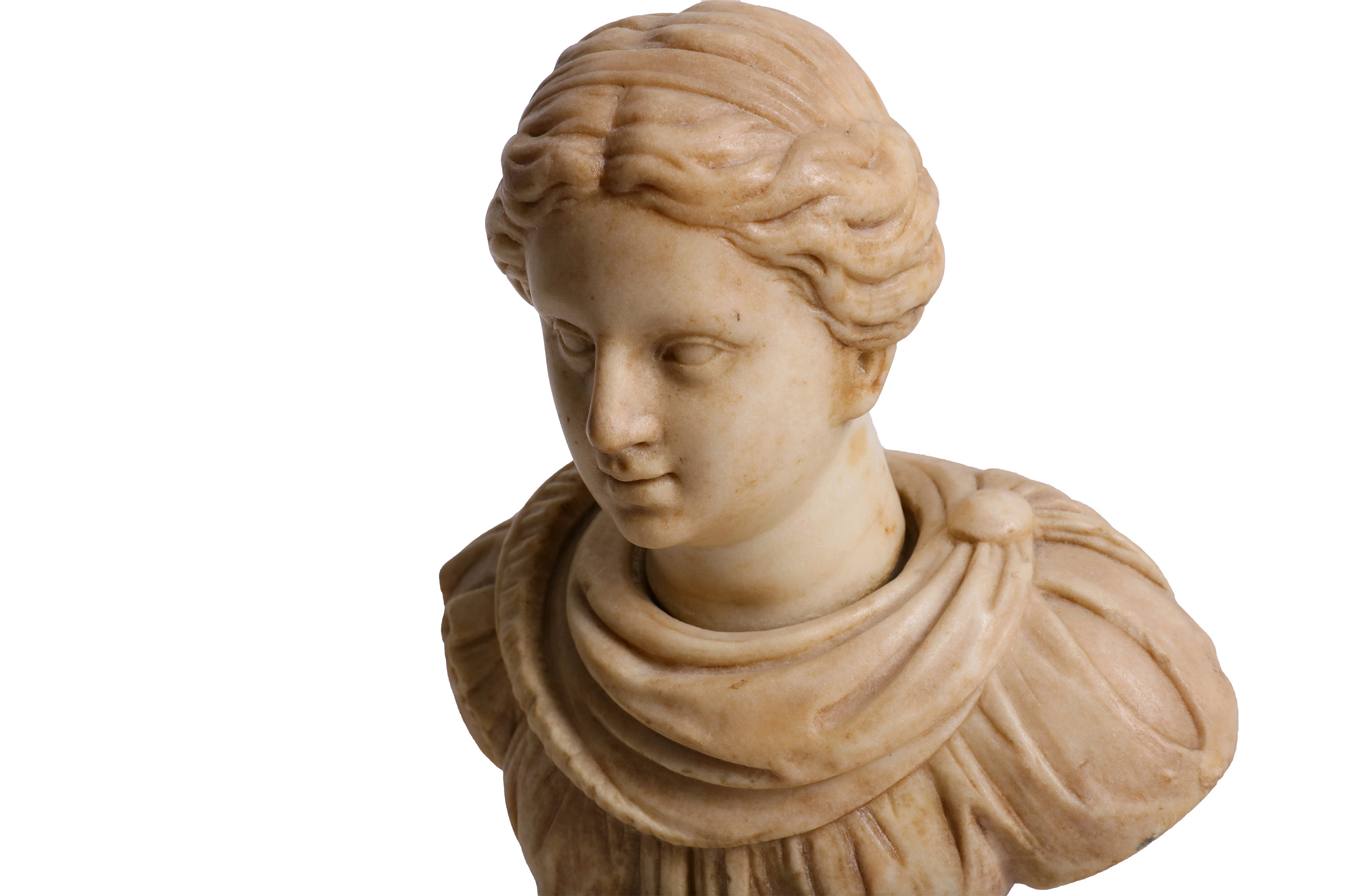 AN 18TH CENTURY ITALIAN MARBLE BUST OF A NOBLEWOMAN - Image 7 of 8