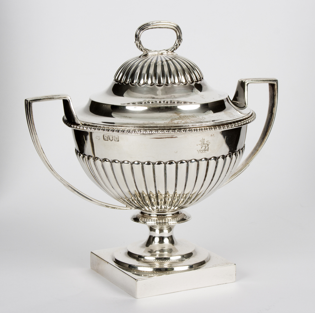 A silver two-handled bowl and cover, MF, London 1903, with half-ribbed decoration, crested, - Image 2 of 2